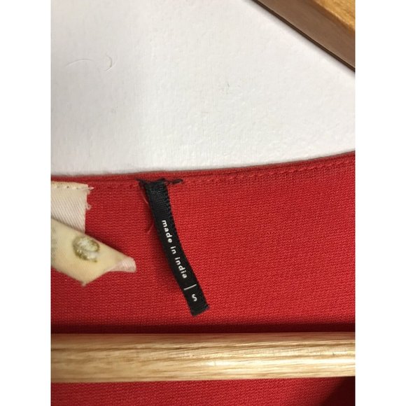 Akemi + Kin Anthropologie Binah Tank Sleeveless Blouse Red Beaded Embroidered S - Picture 8 of 10